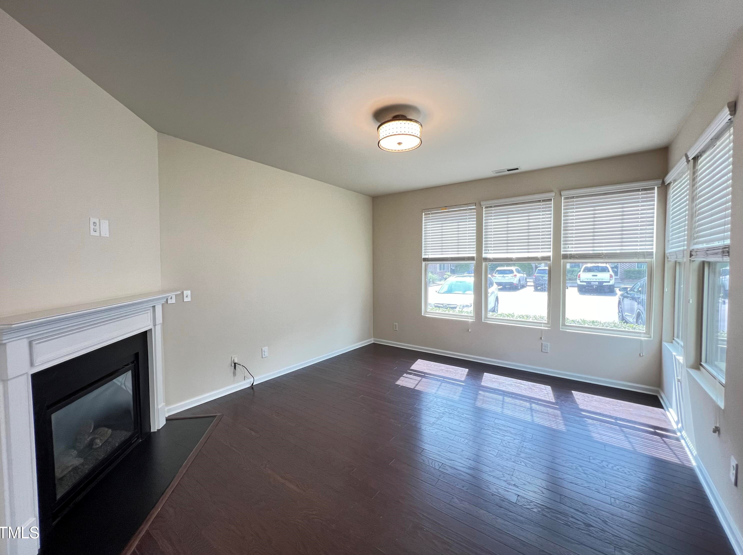 21 Pocono Dr, Durham, NC 27705-2869