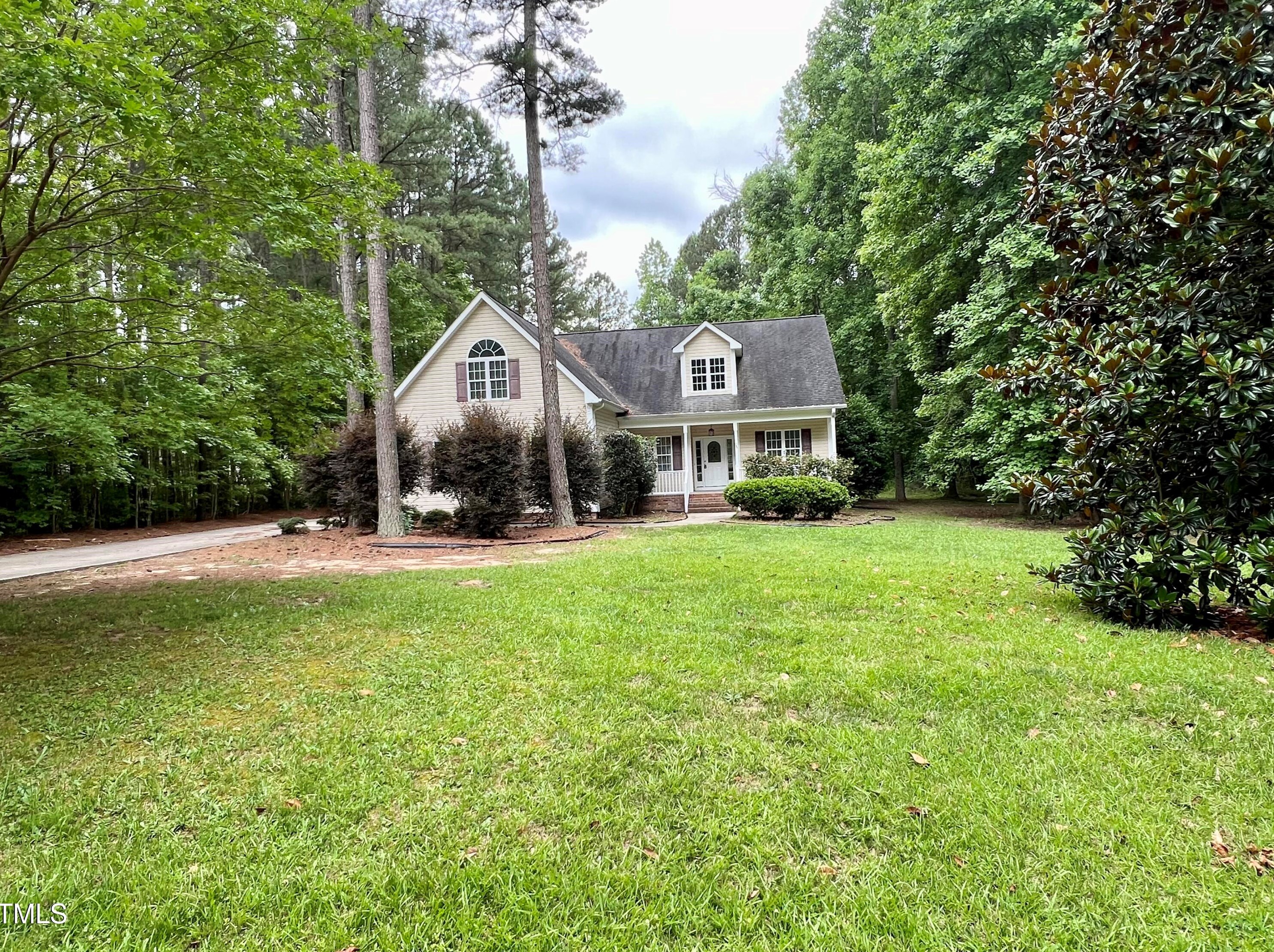 25 Williamston Ridge Dr, Youngsville, NC 27596-7314