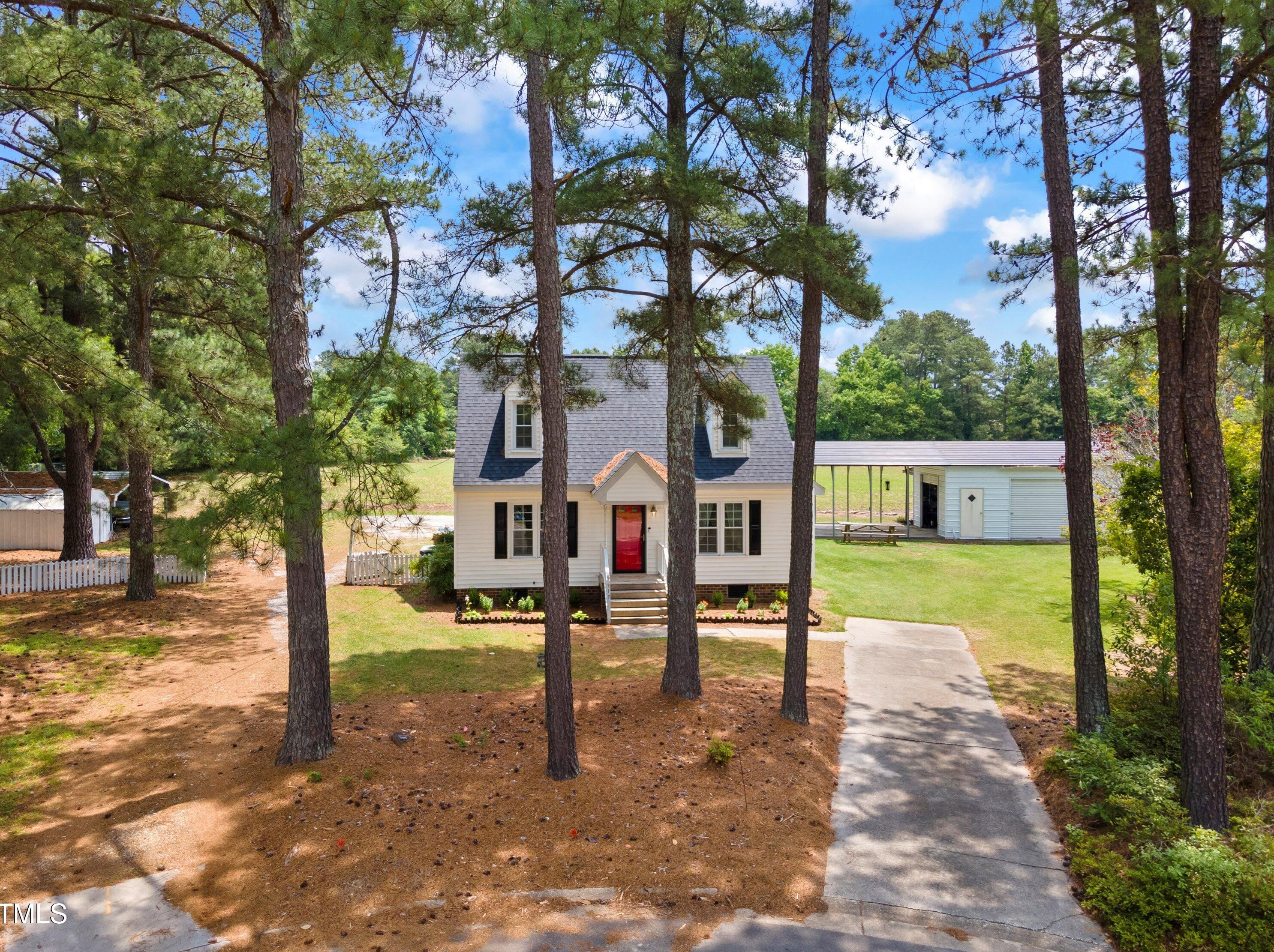 317 Flamingo Dr, Clayton, NC 27520-3007