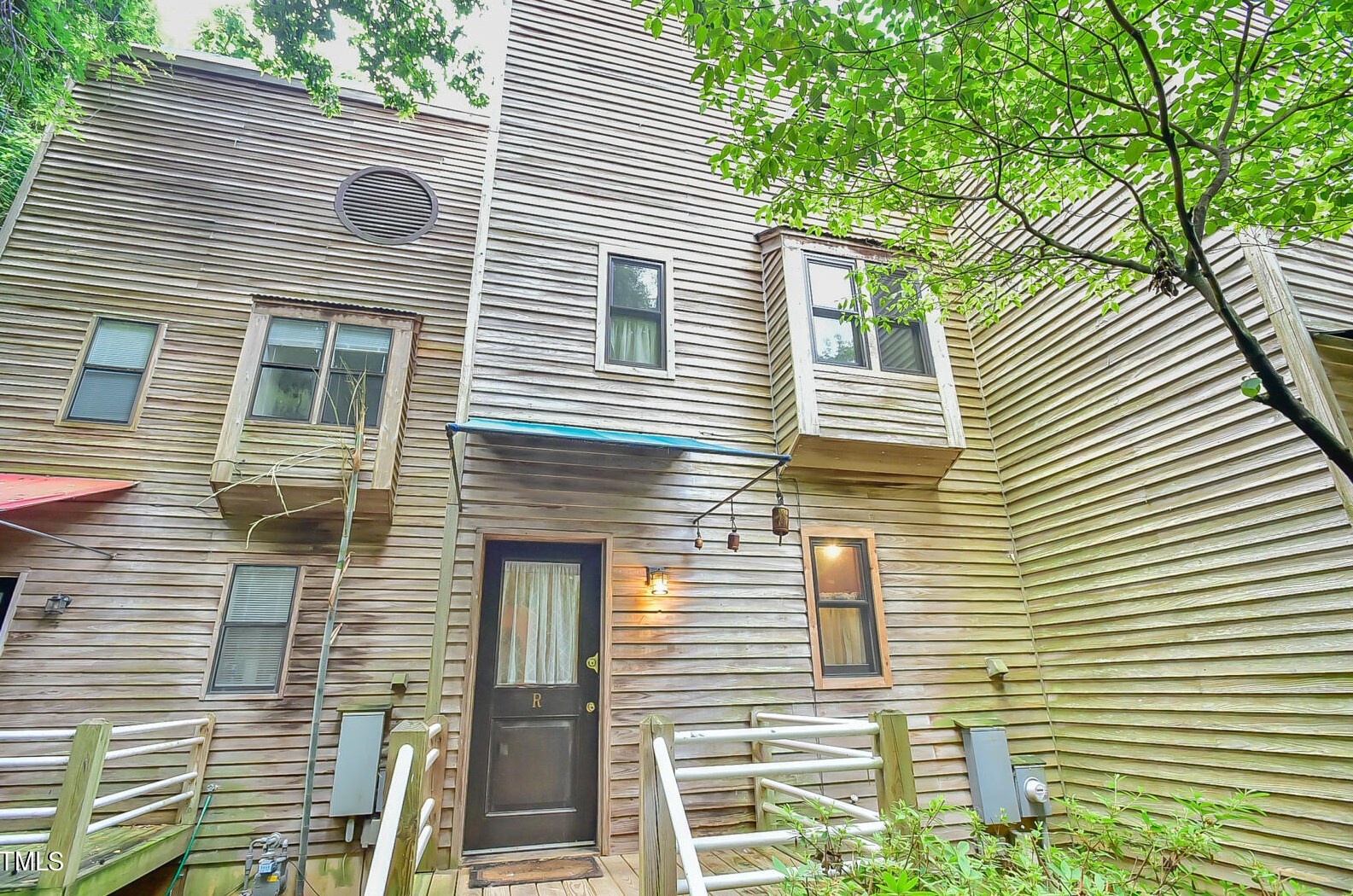 130 Longview St, Chapel Hill, NC 27516-1704