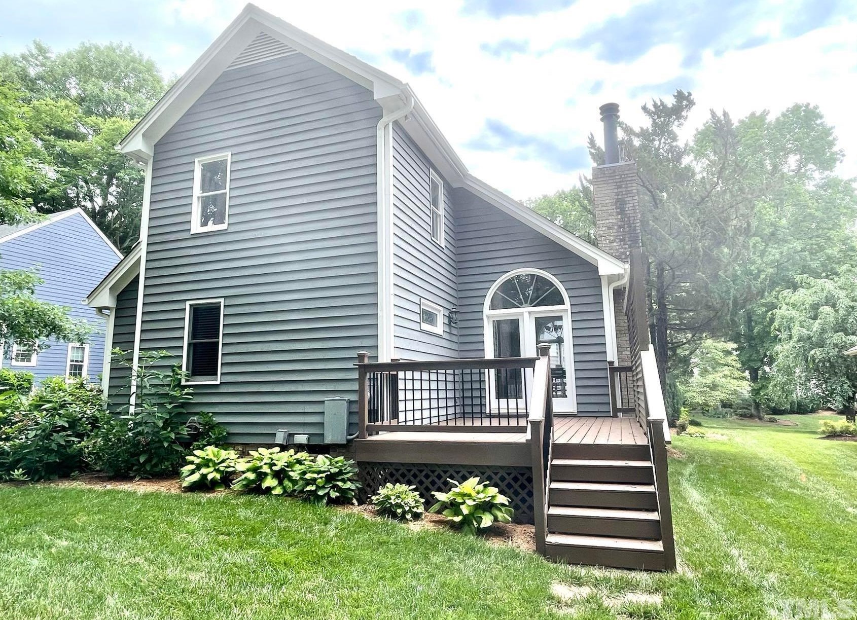 217 Dalmeny Dr, Cary NC  27513-2818 exterior