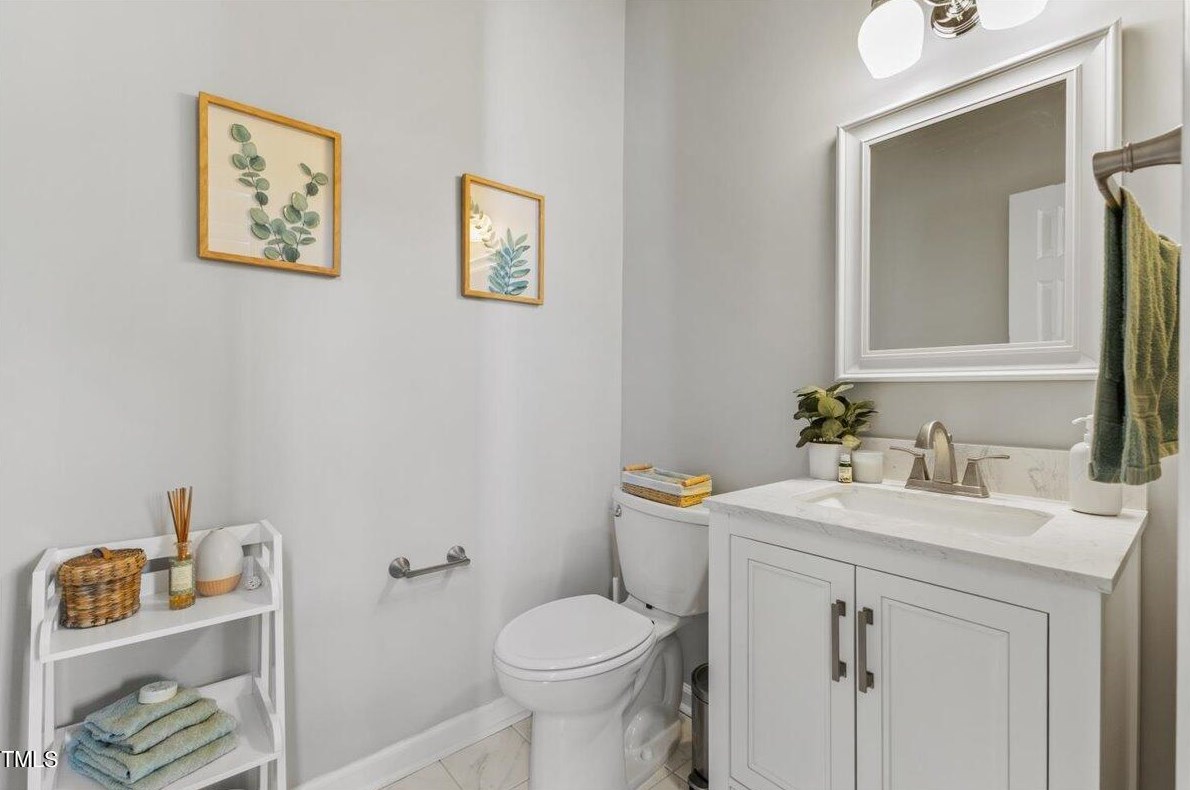 1619 Ashley Downs Dr, Apex NC 27502-6797 exterior