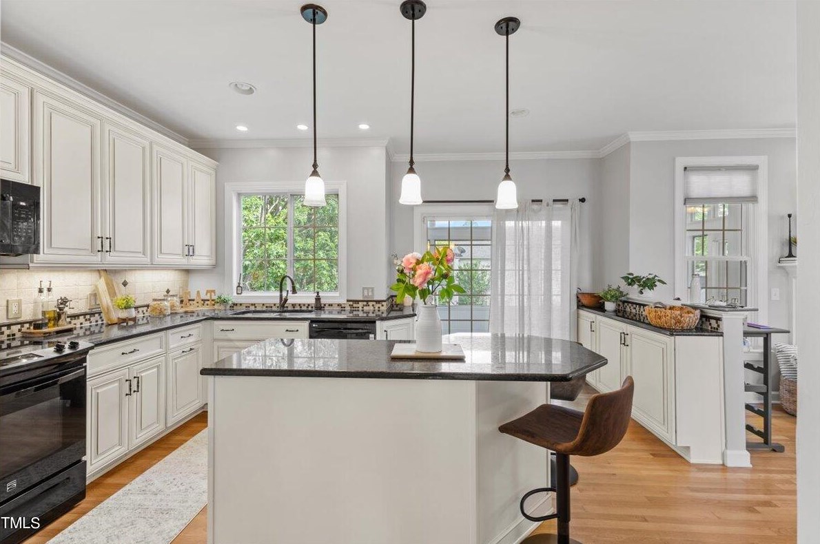 1619 Ashley Downs Dr, Apex NC 27502-6797 exterior