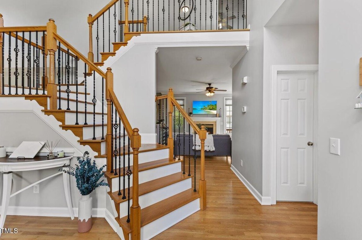 1619 Ashley Downs Dr, Apex NC 27502-6797 exterior