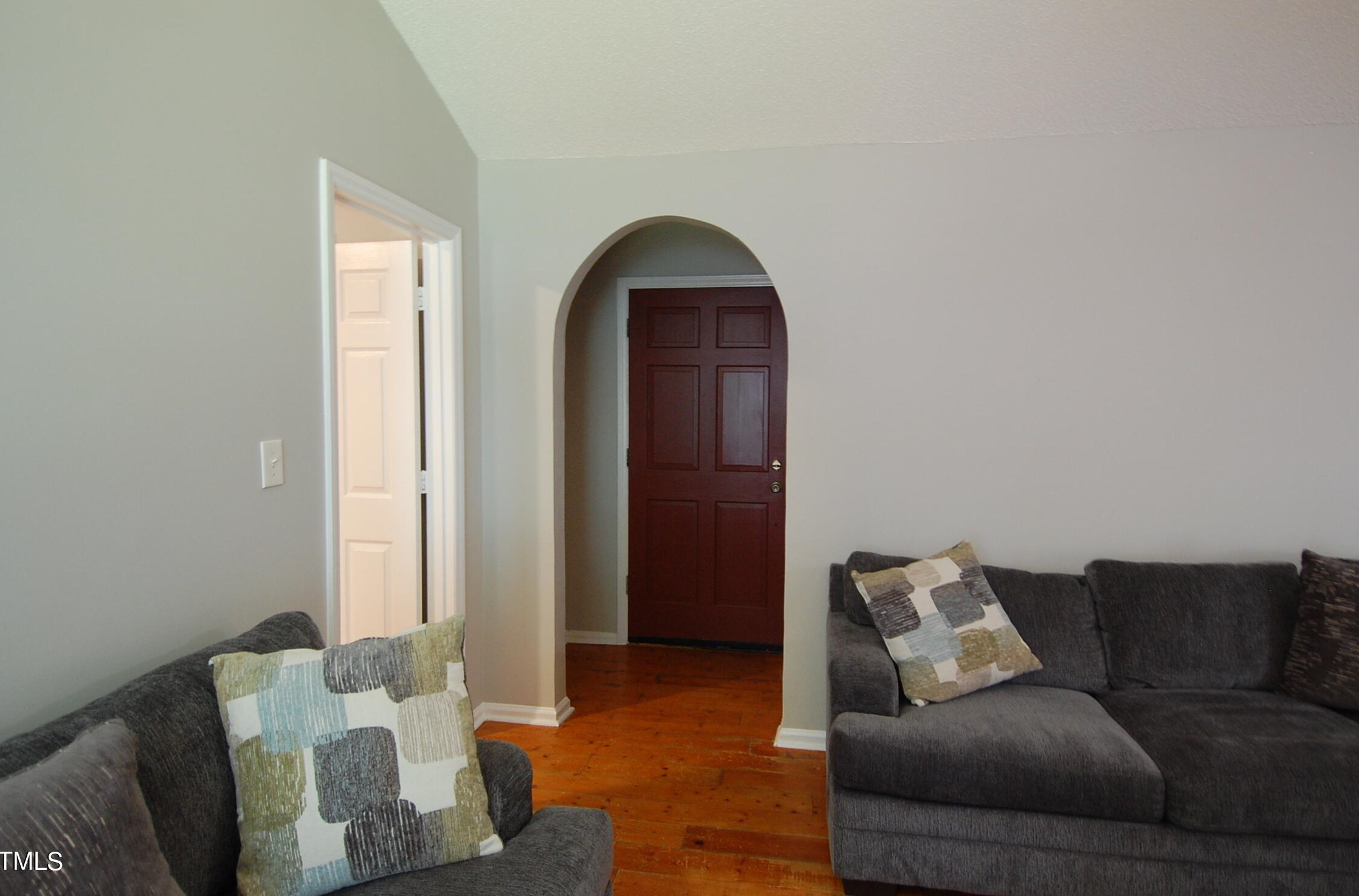 7500 Solumbra Ct, Raleigh, NC 27616-6400