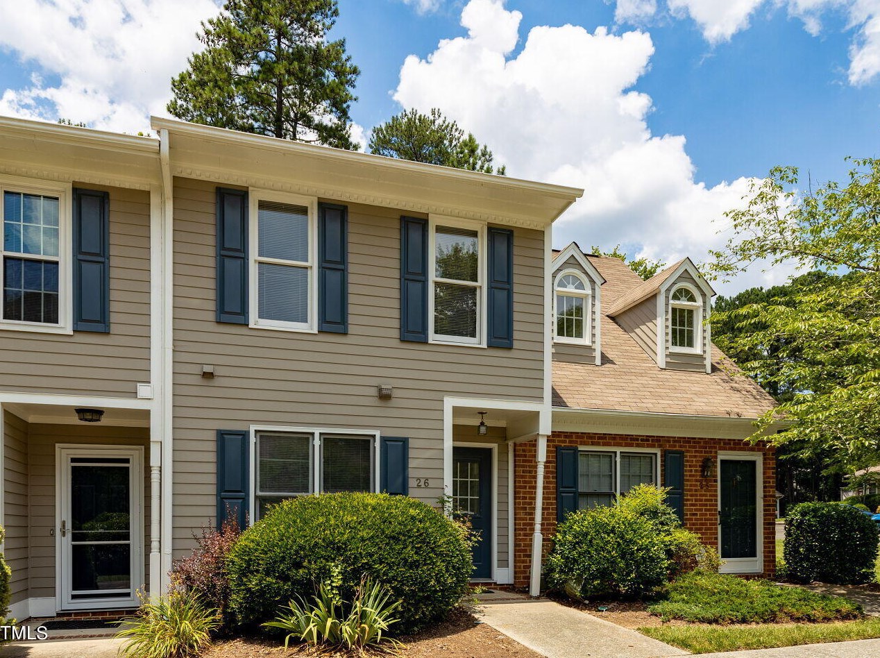 26 Forest Green Dr, Durham, NC 27705-6143