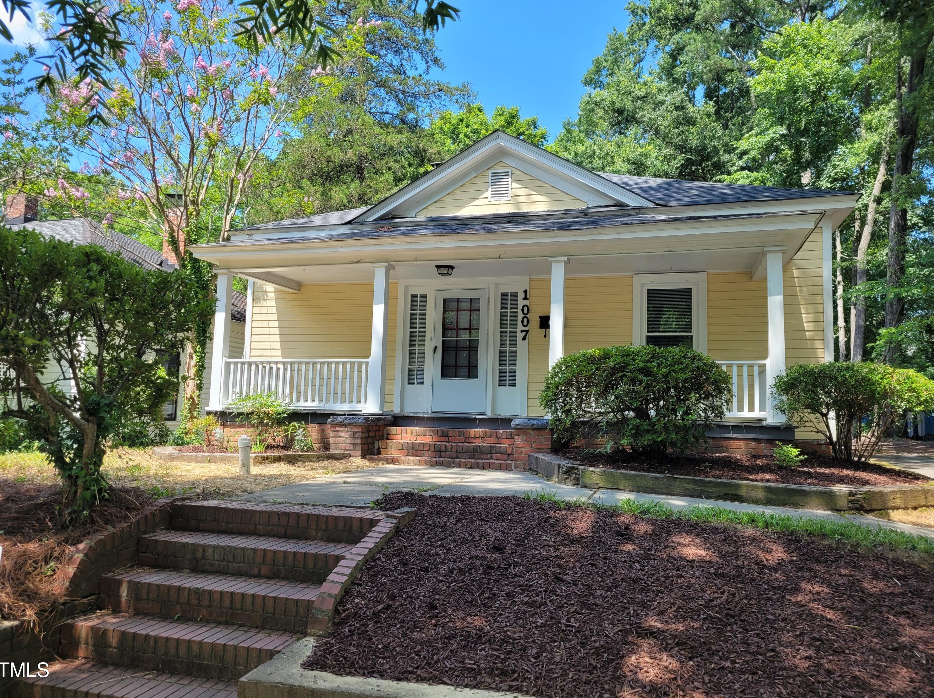 1007 Iredell St, Durham, NC 27705-4124