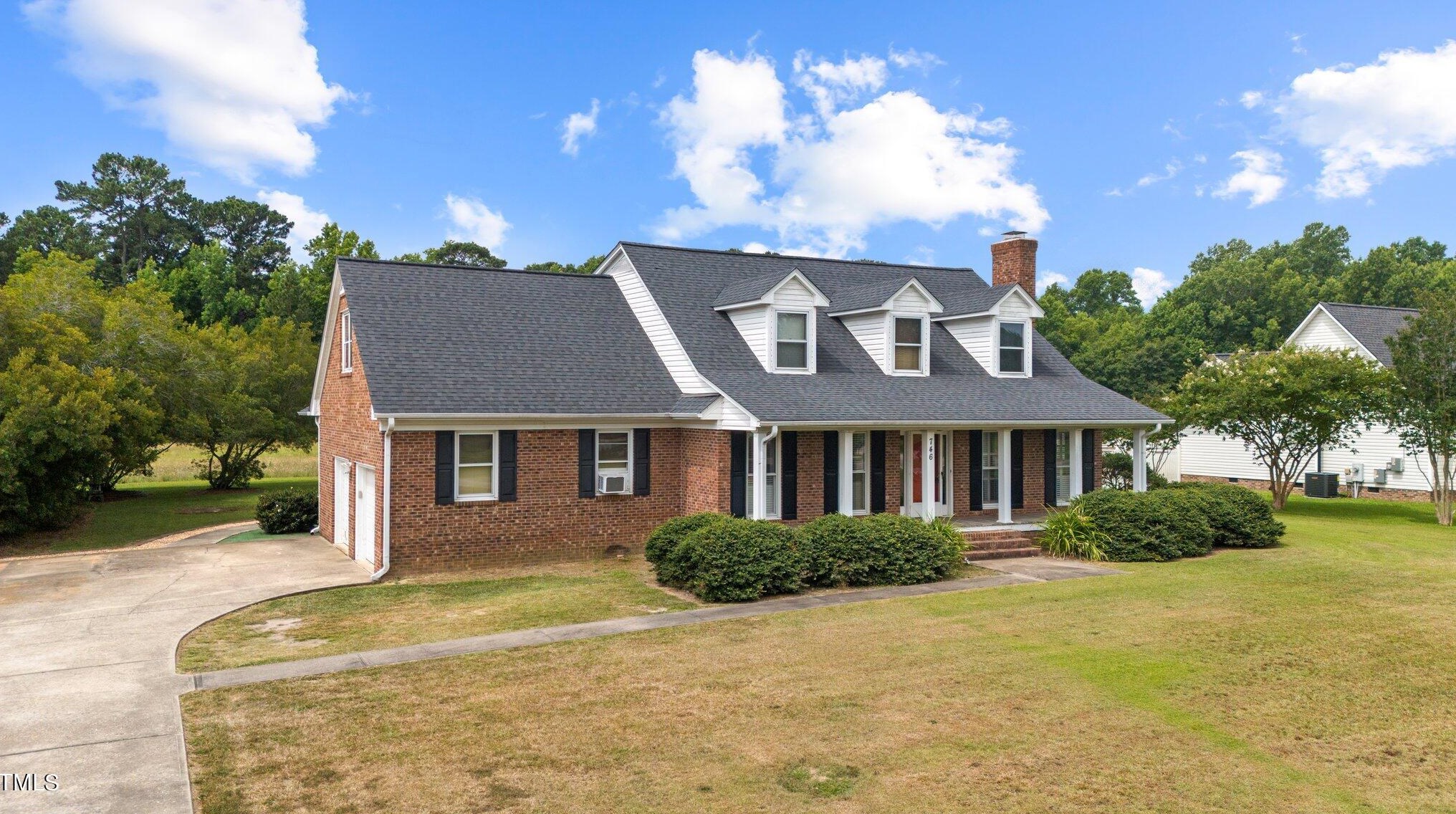 746 Iris Bryant Rd, Dunn, NC 28334