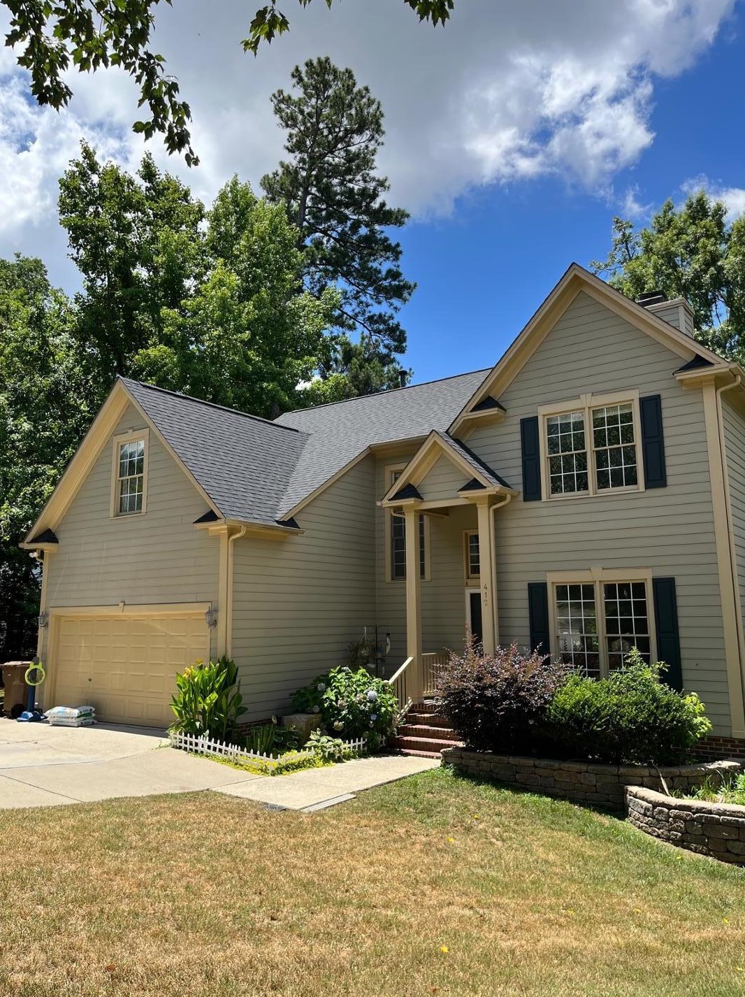 412 Brook Creek Dr, Cary, NC 27519