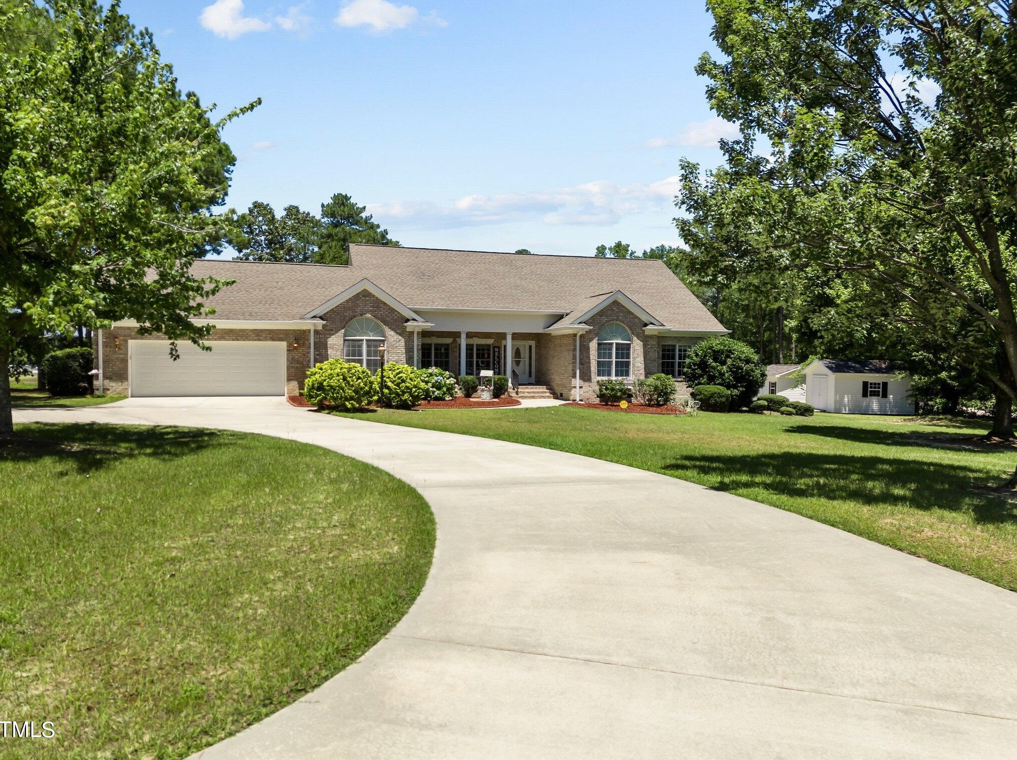 22 Heavens Gate Ct, Sanford, NC 27332