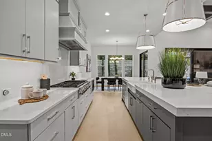 861 Wimbleton Dr, Raleigh, NC 27609 - Photo 14