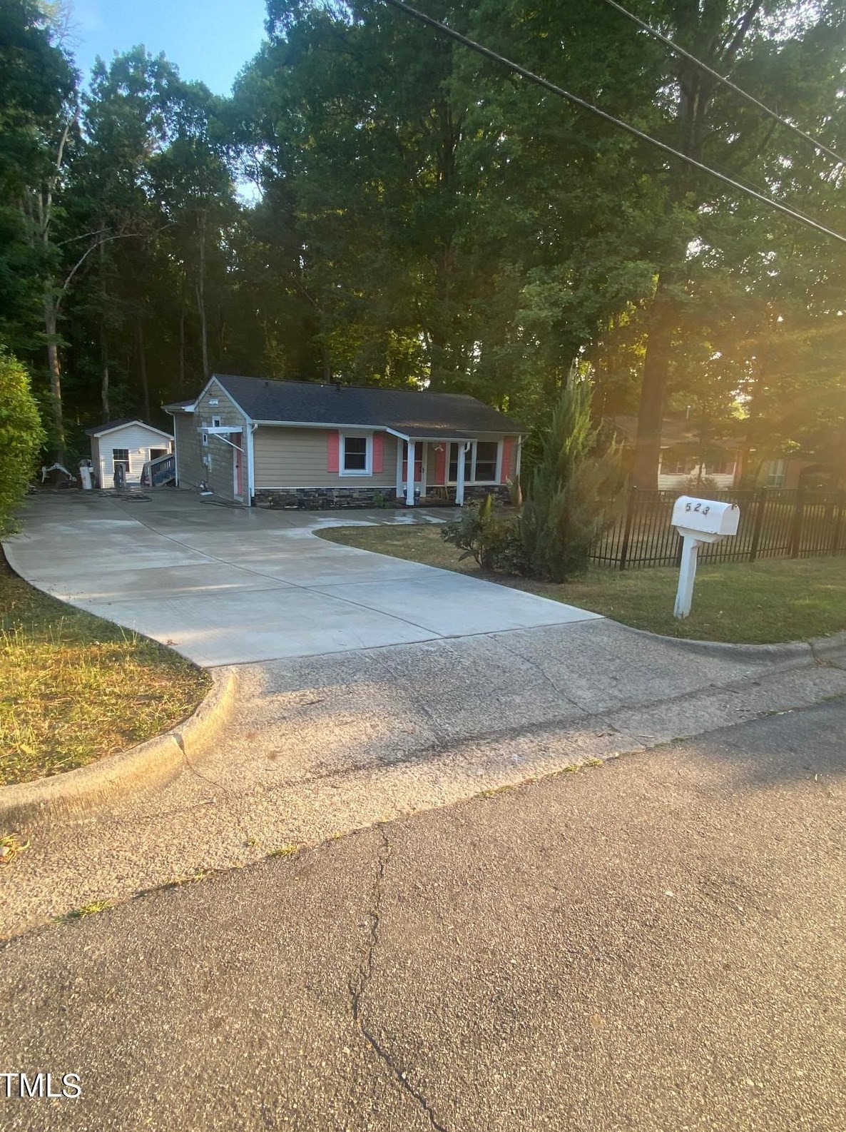 523 Madison Ave, Cary, NC 27513-4404