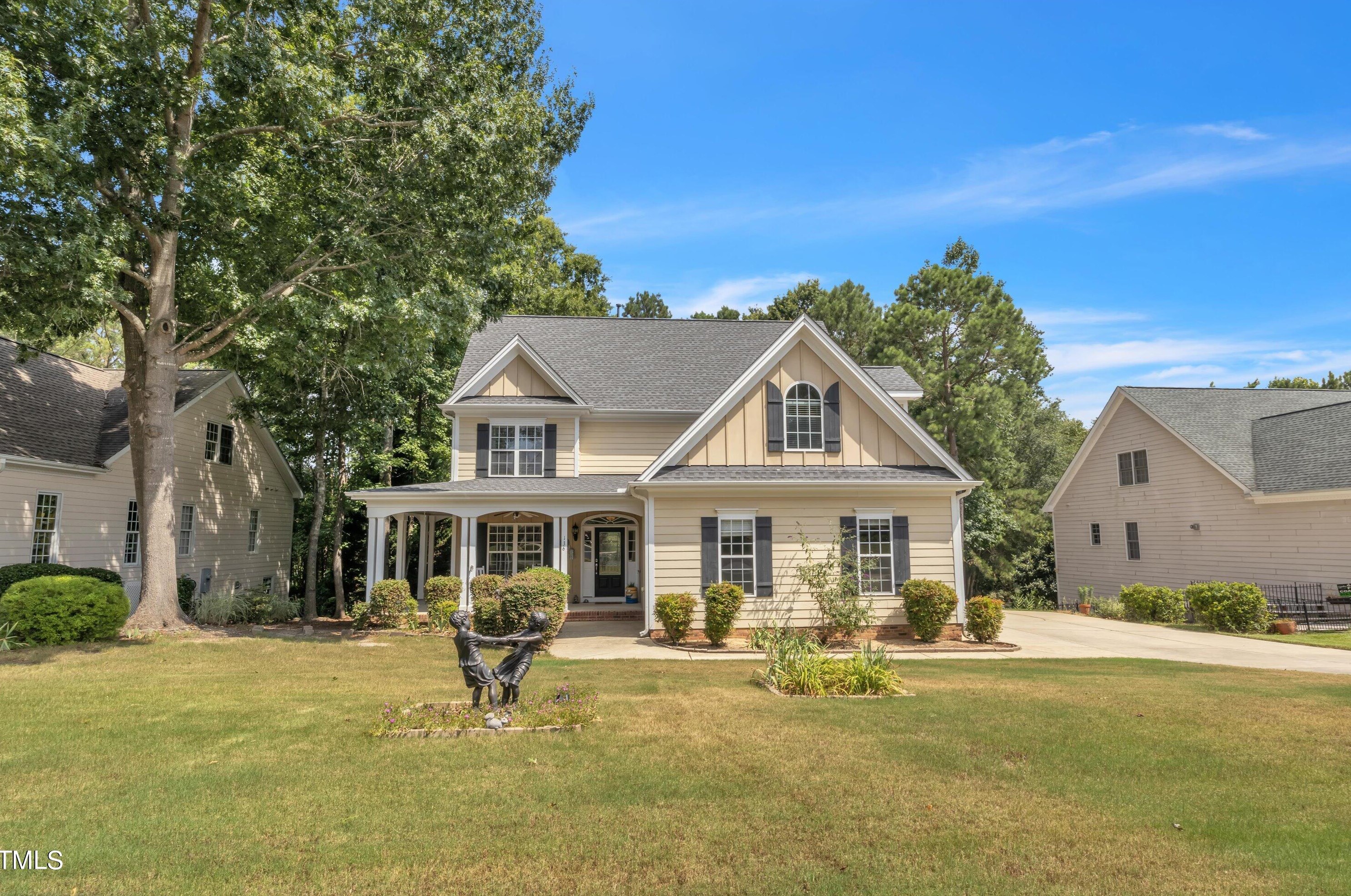 136 Townsend Dr, Clayton, NC 27527-5220
