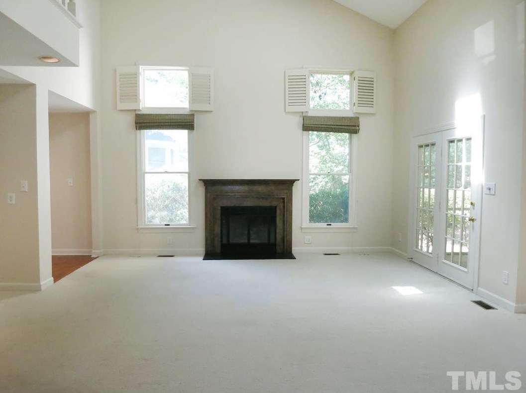 439 Crossvine Close, Pittsboro, NC 27312