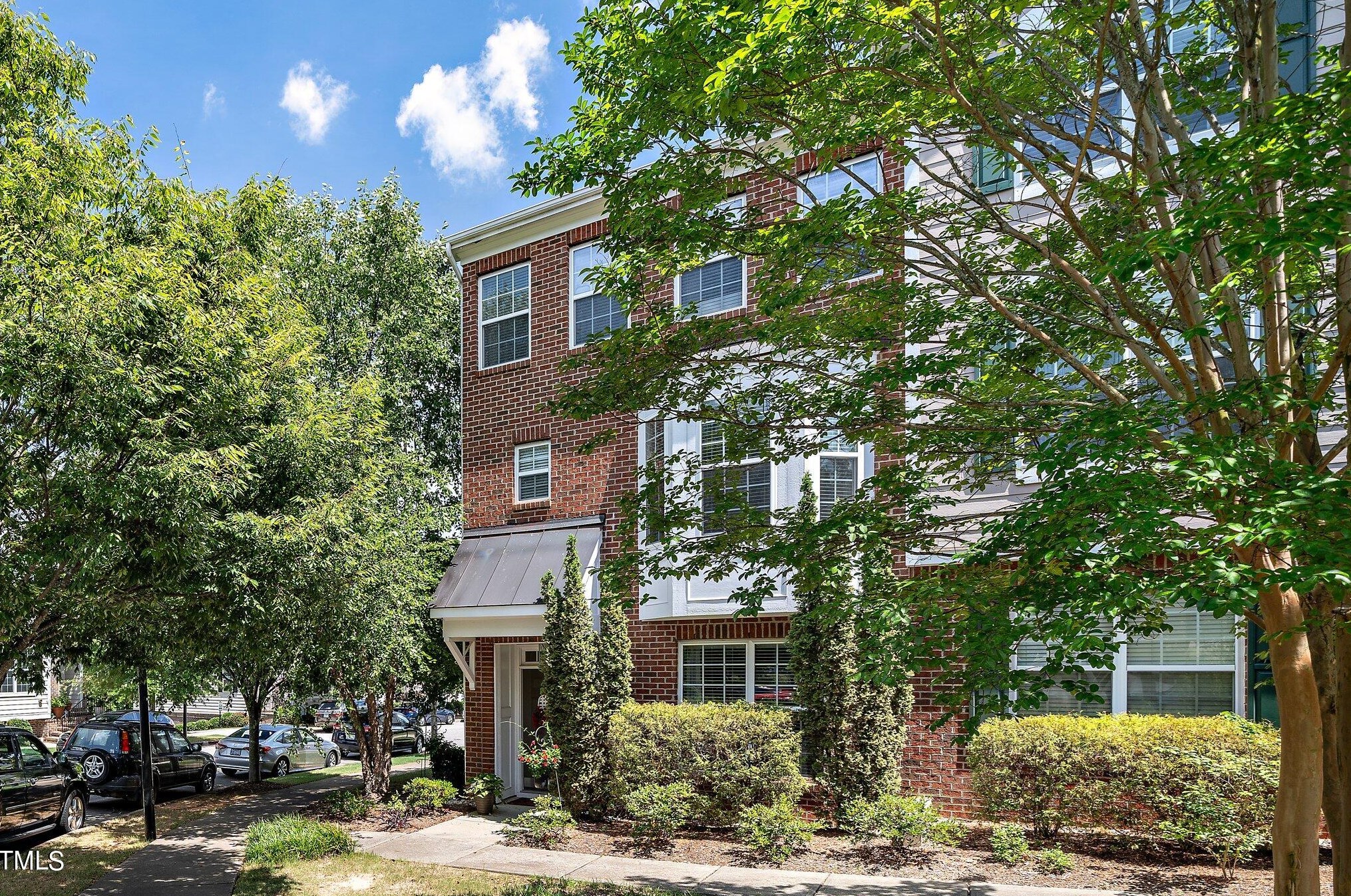6017 Kentworth Dr, Holly Springs, NC 27540-7670