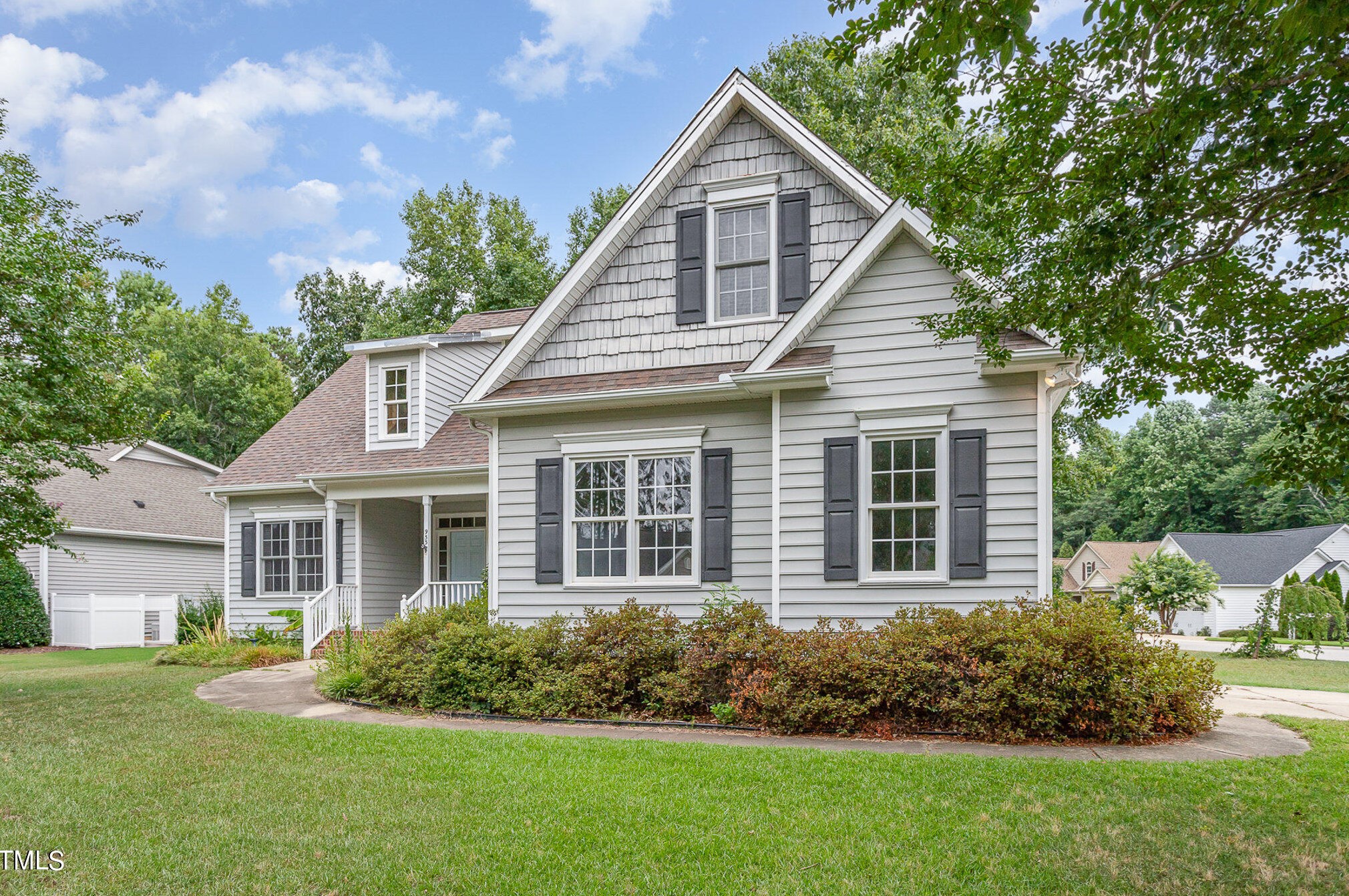 933 E Ivy Valley Dr, Fuquay Varina, NC 27526
