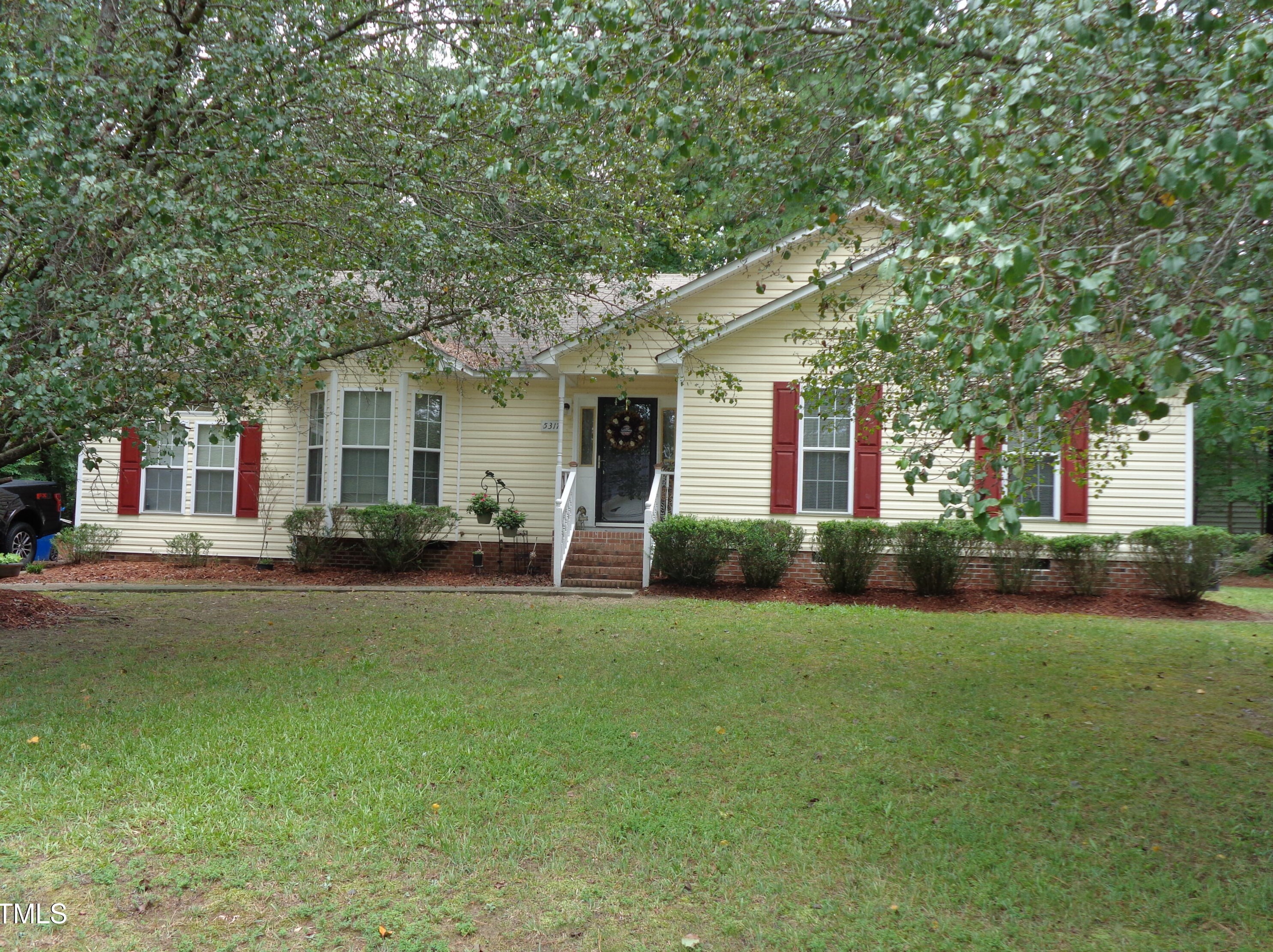 5317 Dunrobin Ct, Raleigh, NC 27610