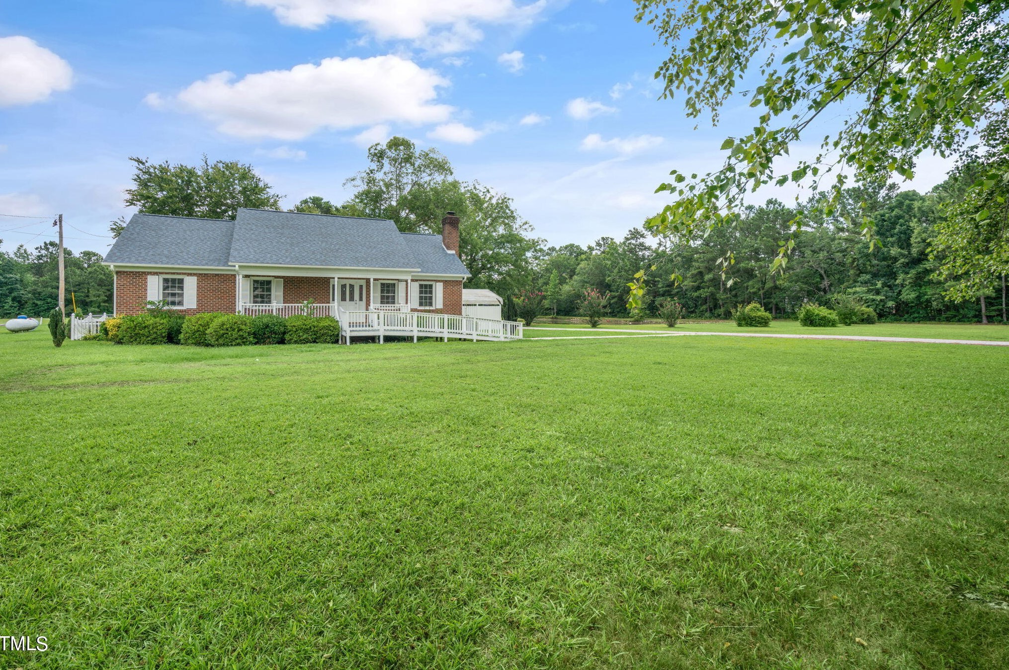 5619 Gardners School Rd, Elm City, NC 27822