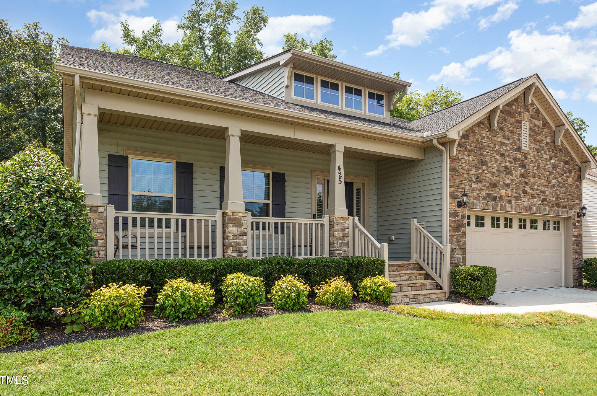 425 Pine Burr St, Fuquay Varina, NC 27526