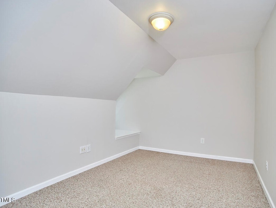 105 Woodridge Dr, Durham NC  27707-2839 exterior
