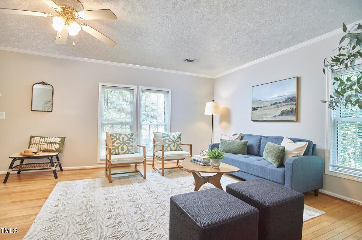 105 Woodridge Dr, Durham NC  27707-2839 exterior
