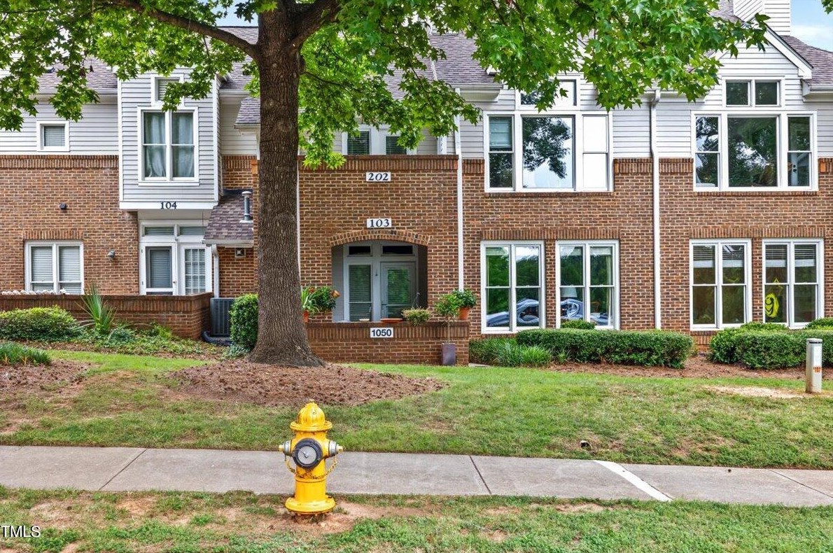1050 Washington St #202, Raleigh, NC 27605