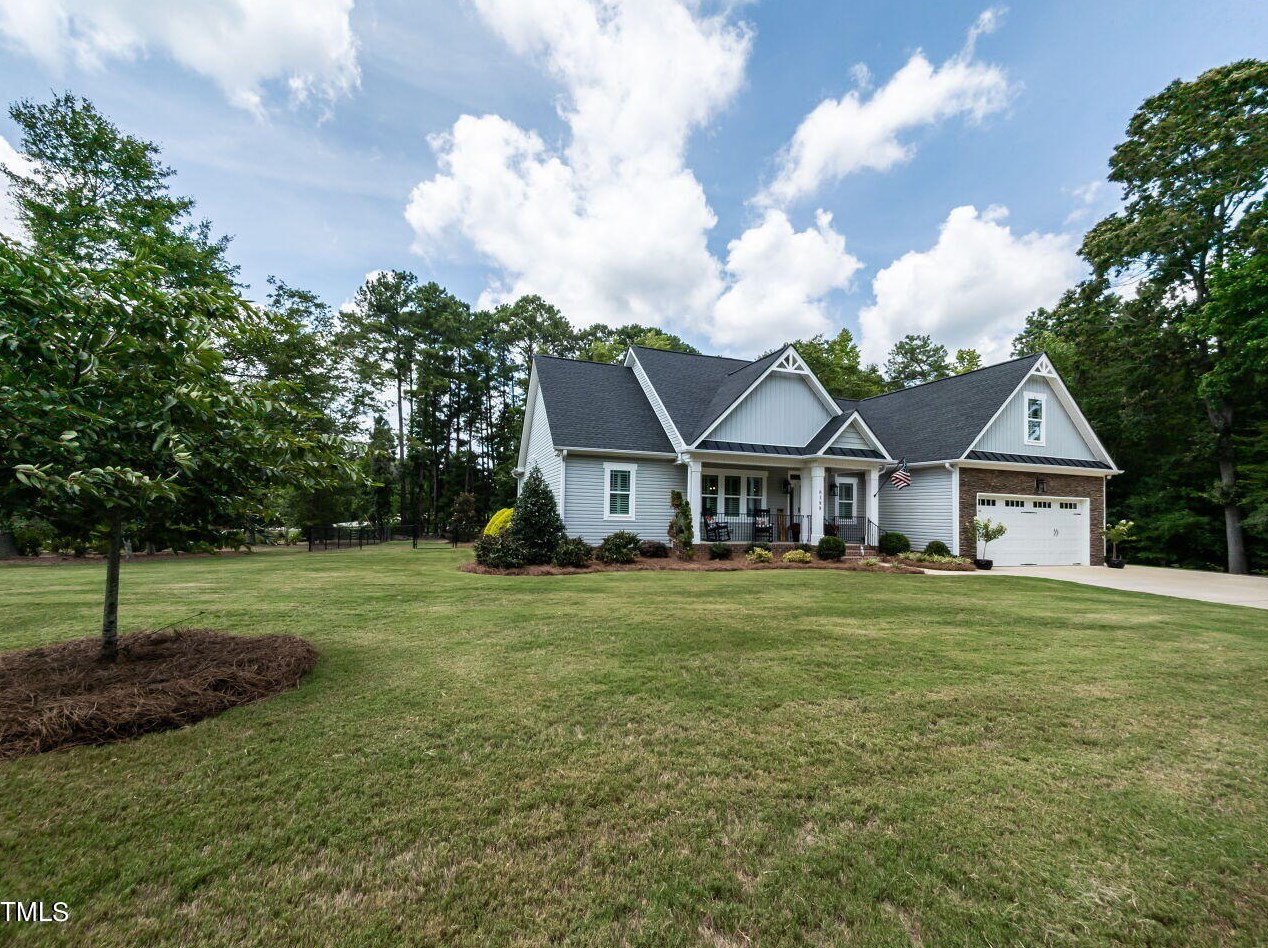6188 Cleveland Rd, Clayton, NC 27520-7052