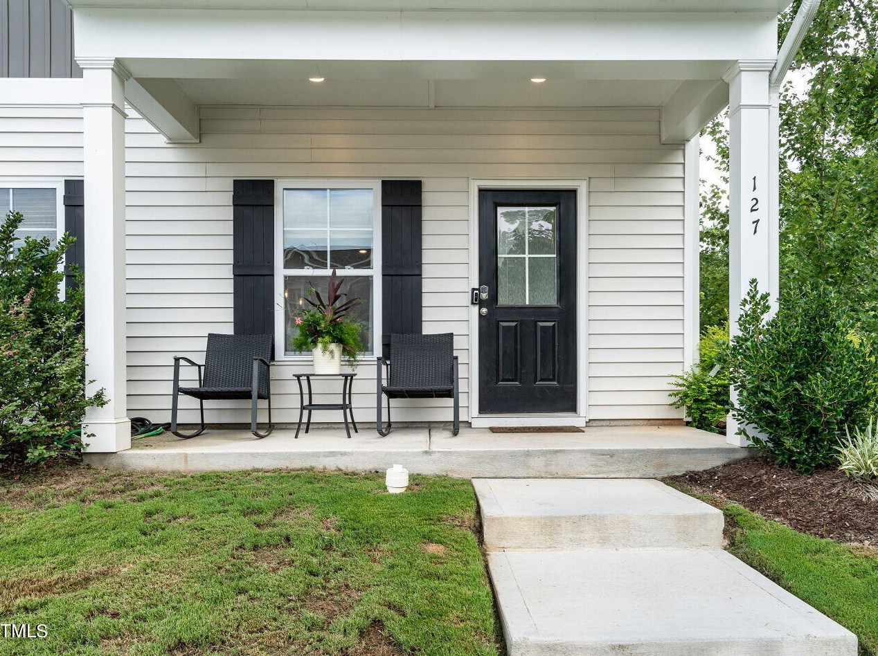 127 Boykin Ave, Selma, NC 27576