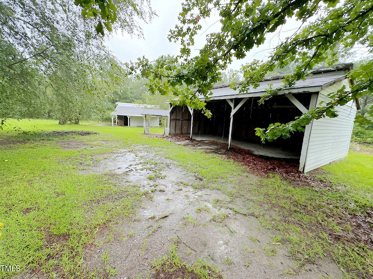 202 Katherine Dr, Sanford, NC 27332