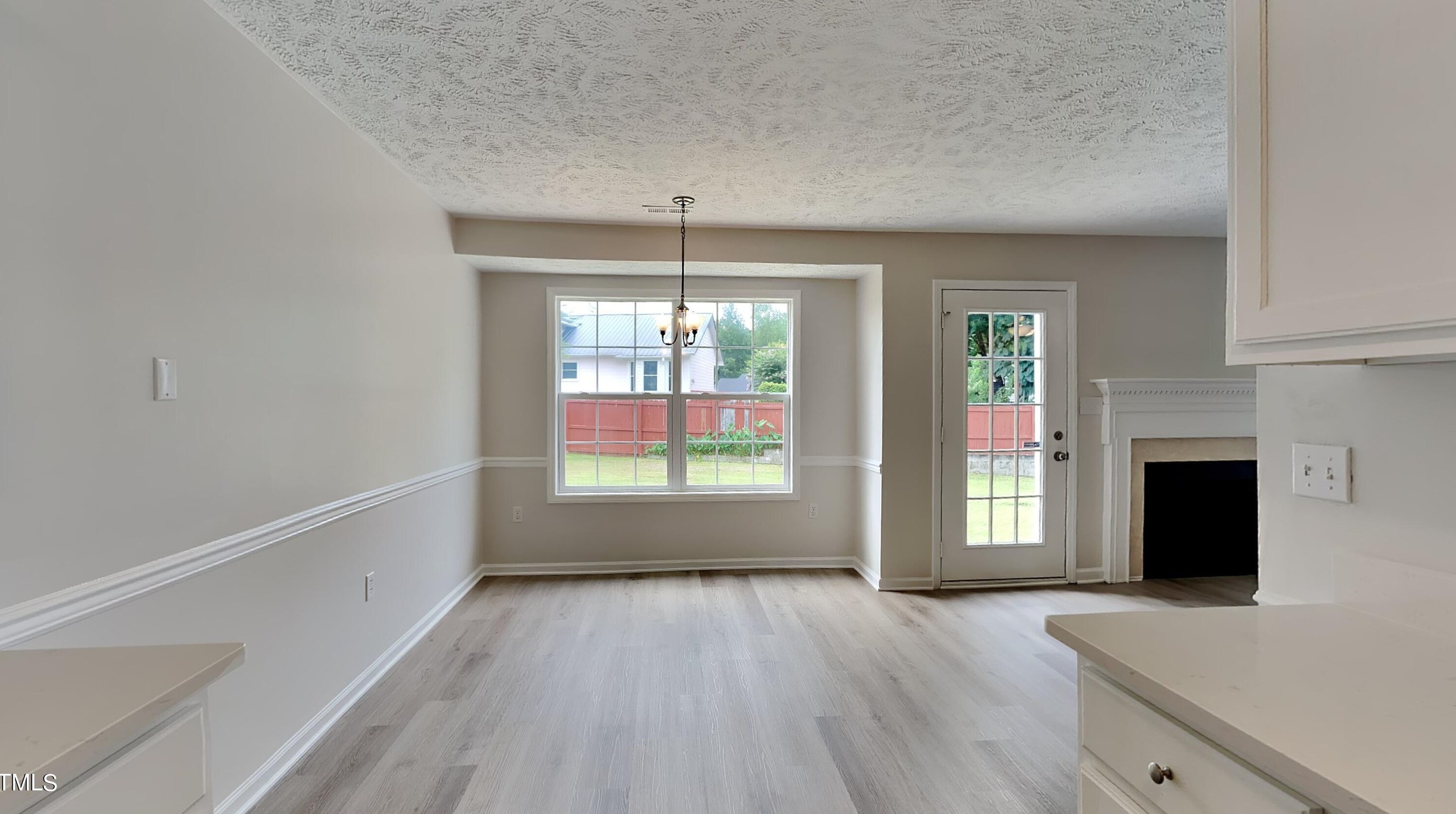 4361 Dominique St, Hope Mills, NC 28348