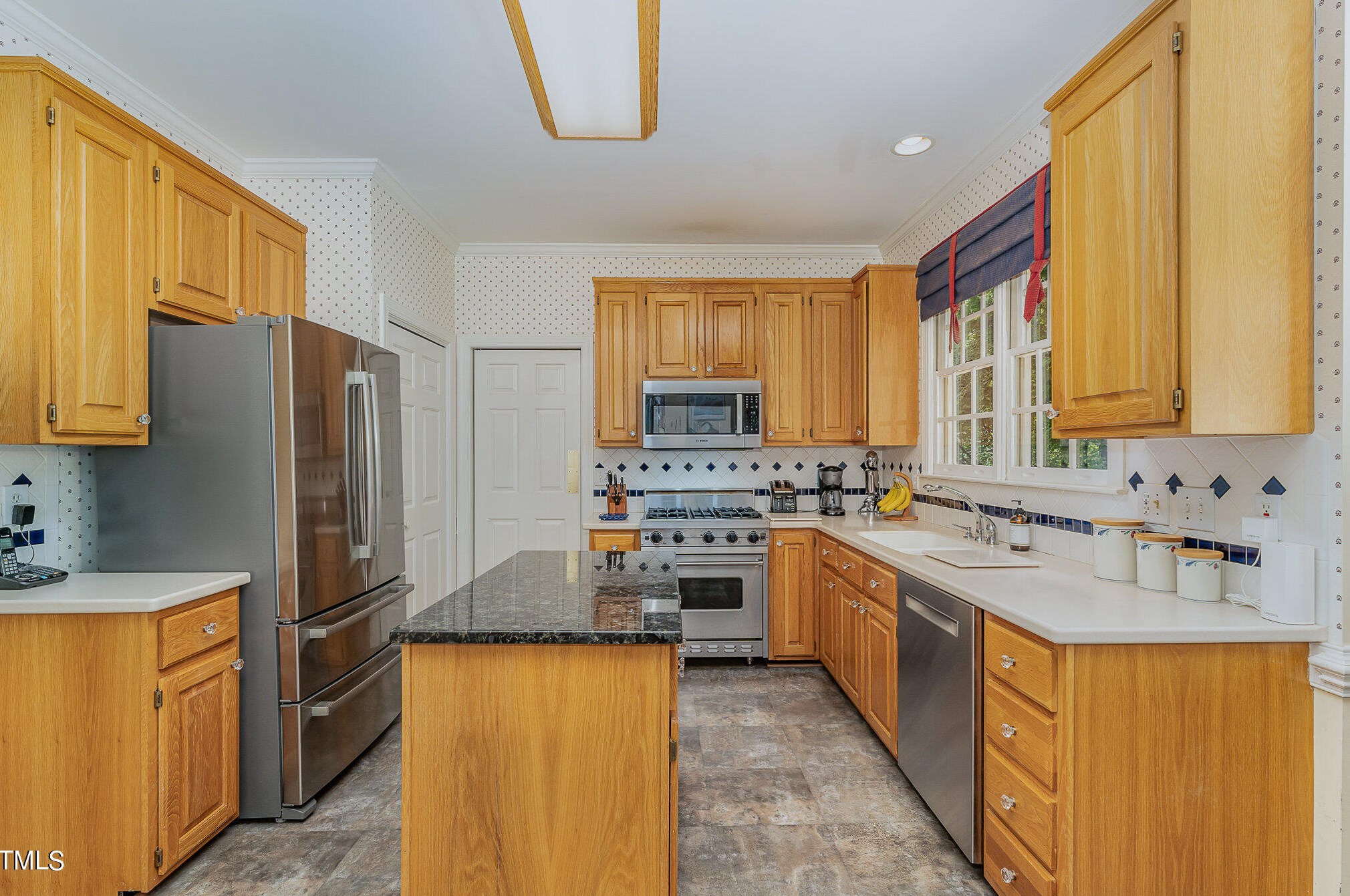 2108 Carriage Way, Chapel Hill, NC 27517