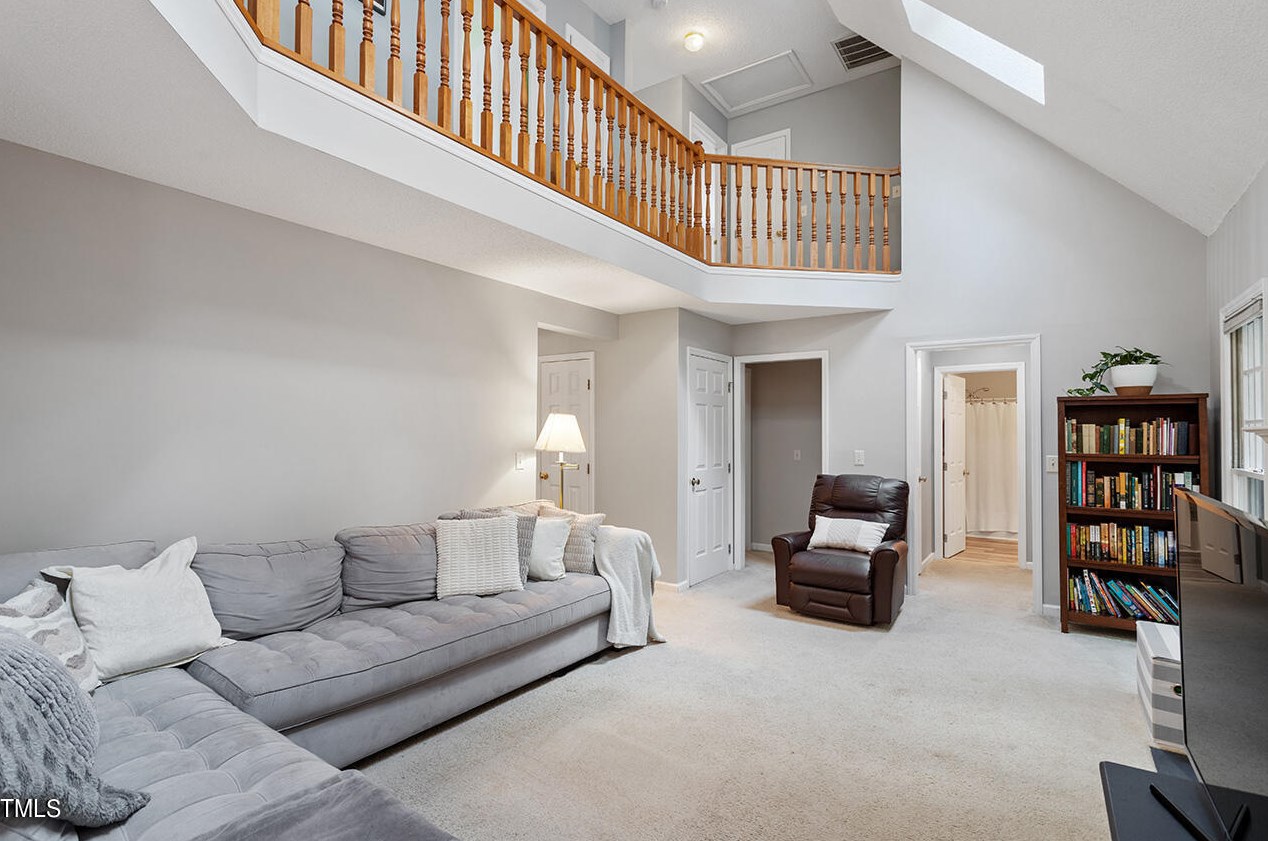 2108 Cedarbluff Ct, Raleigh, NC 27615