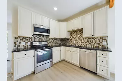421 E 15th Street #421-423, Winston-Salem, NC 27105 - Photo 8