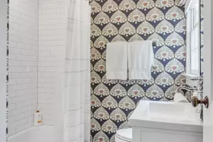 225 E Corbin St, Hillsborough, NC 27278 - Photo 24