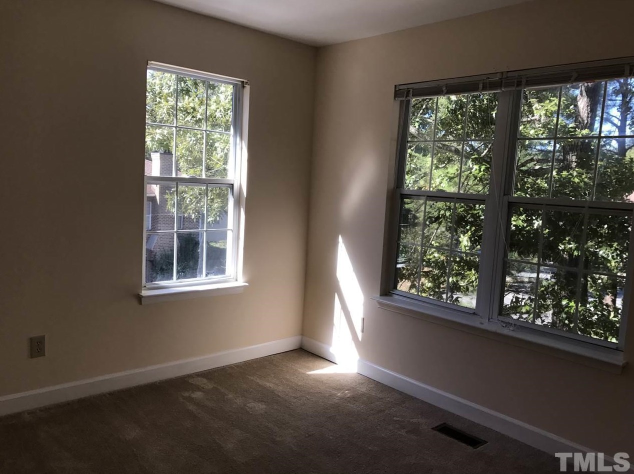 397 Summerwalk Cir, Chapel Hill NC  27517-8678 exterior