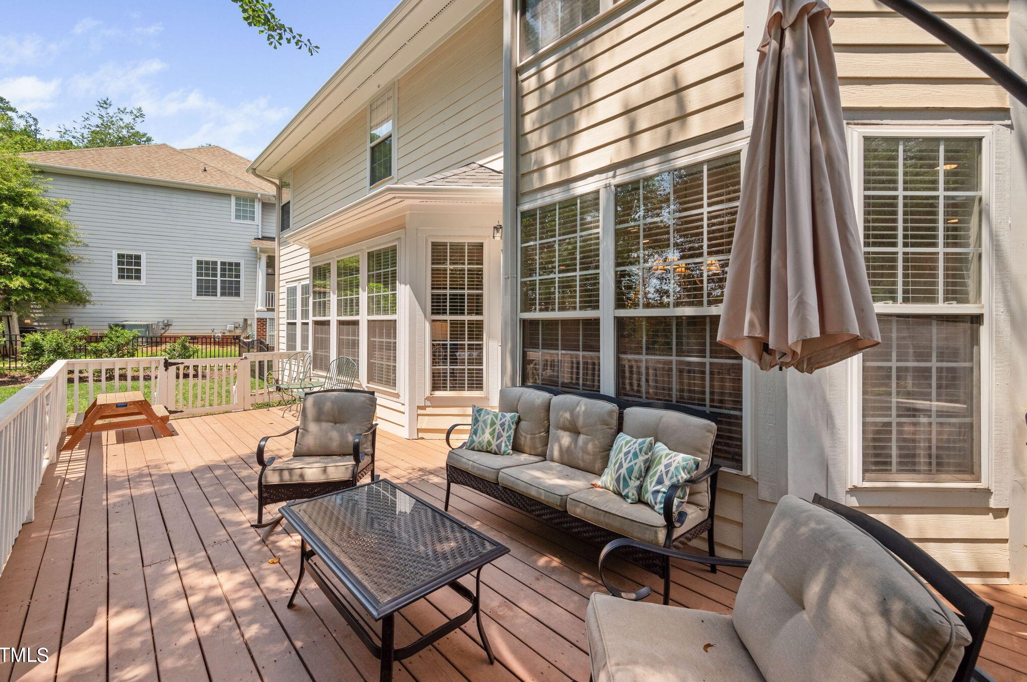 1728 Wysong Ct, Raleigh NC  27612-6443 exterior