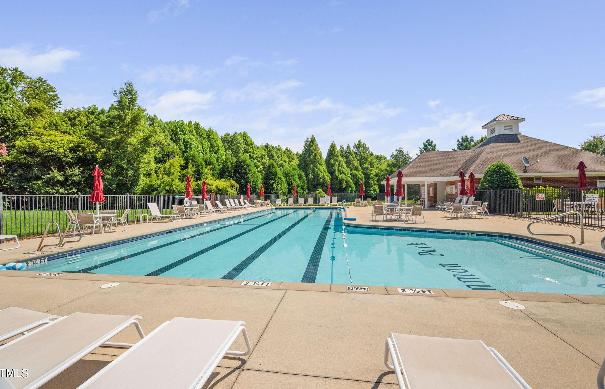 1728 Wysong Ct, Raleigh NC  27612-6443 exterior