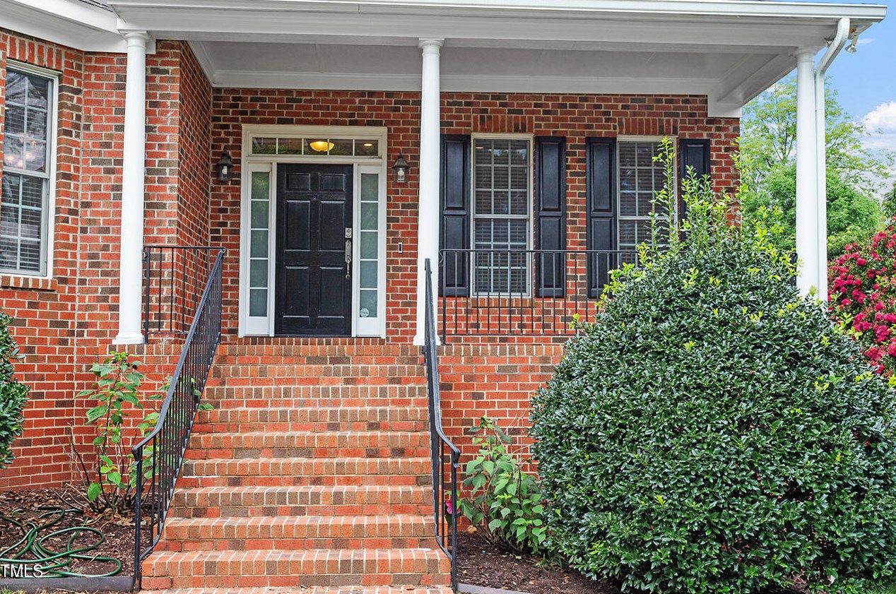 103 Buckner Ln, Chapel Hill, NC 27517