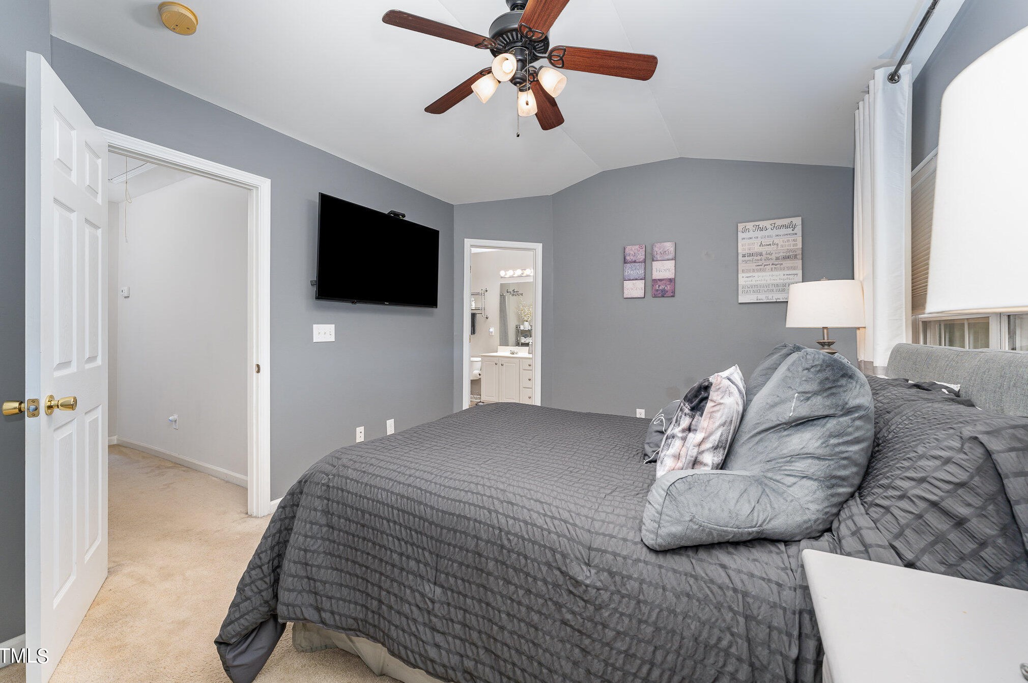 905 Straywhite Ave, Apex NC 27539-9007 exterior