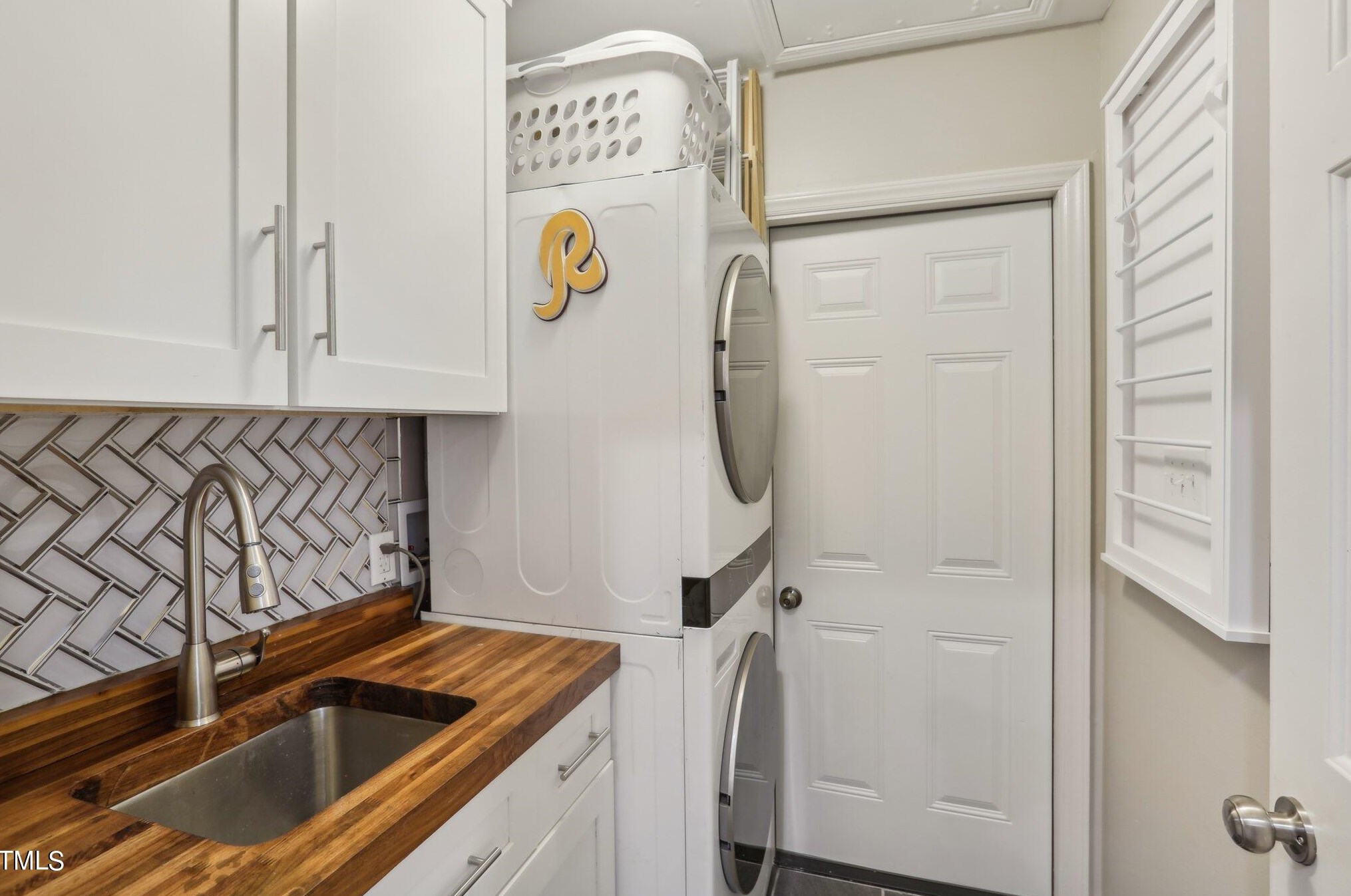 5036 Royal Dornoch Dr, Raleigh NC  27604-5840 exterior