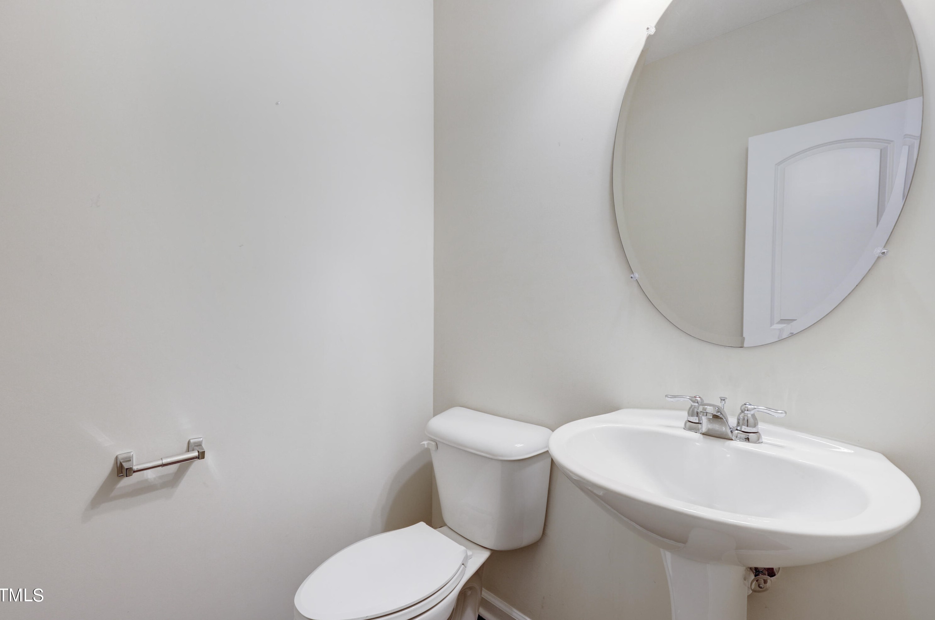 14 Intuition Cir, Durham NC 27705-2881 exterior