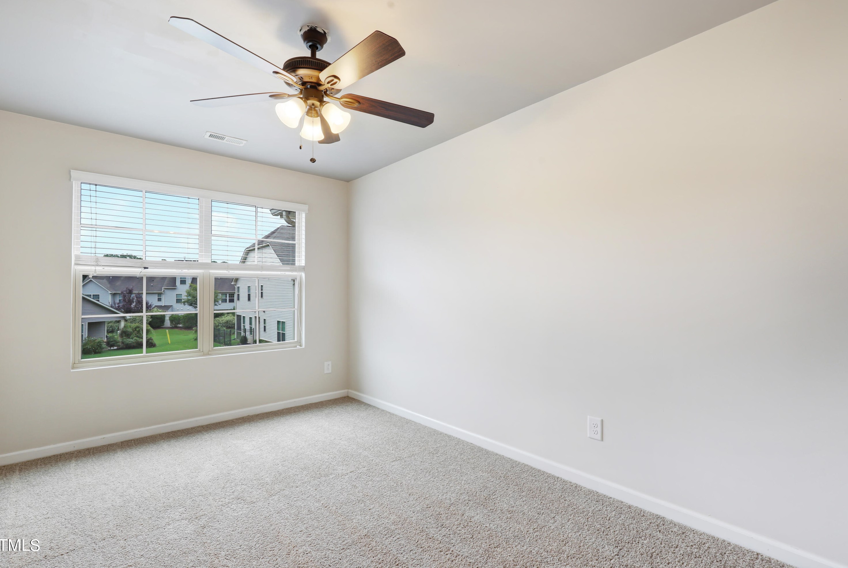 14 Intuition Cir, Durham NC 27705-2881 exterior