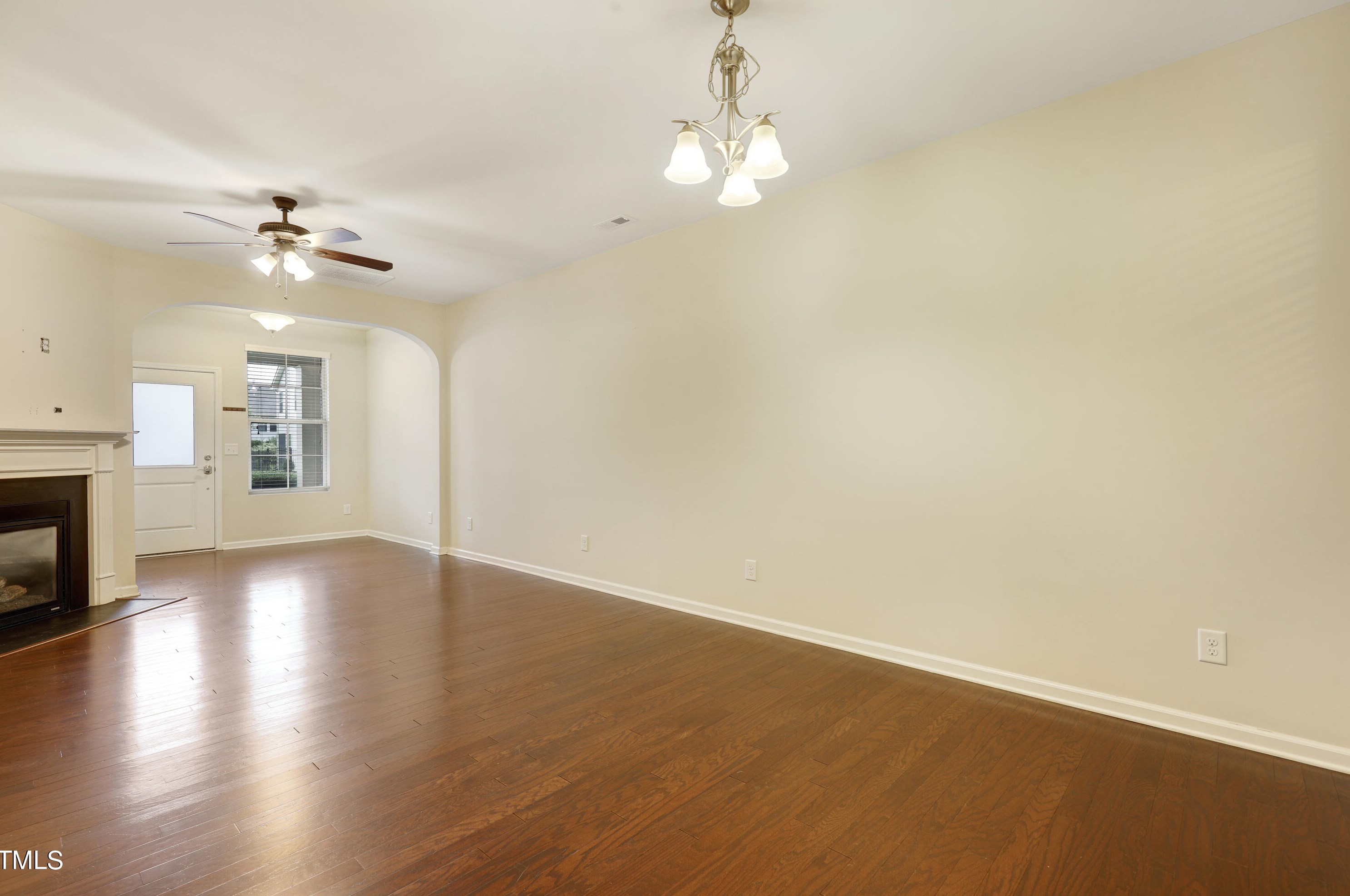 14 Intuition Cir, Durham NC 27705-2881 exterior