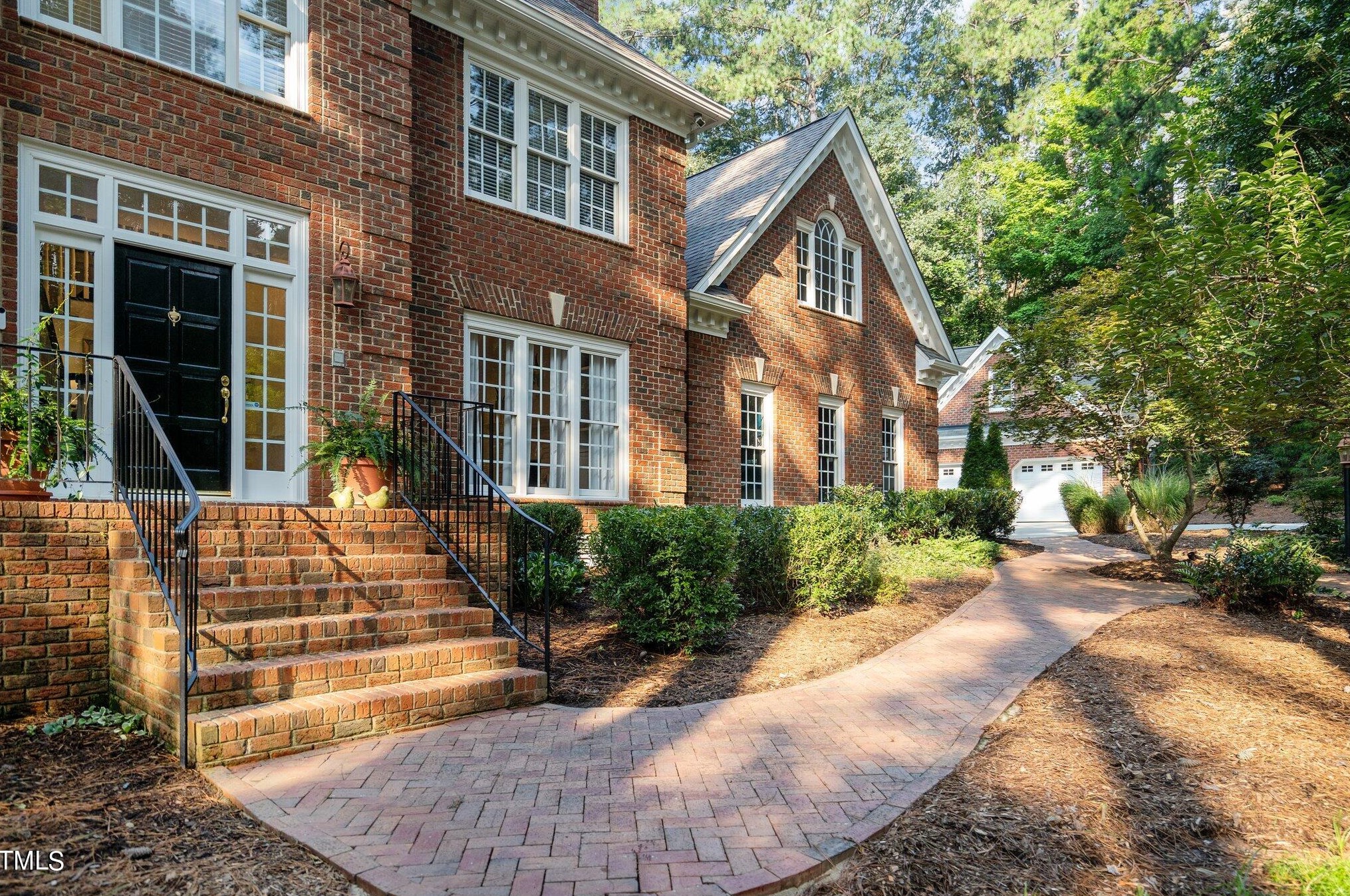 416 Tharps Ln, Raleigh, NC 27614