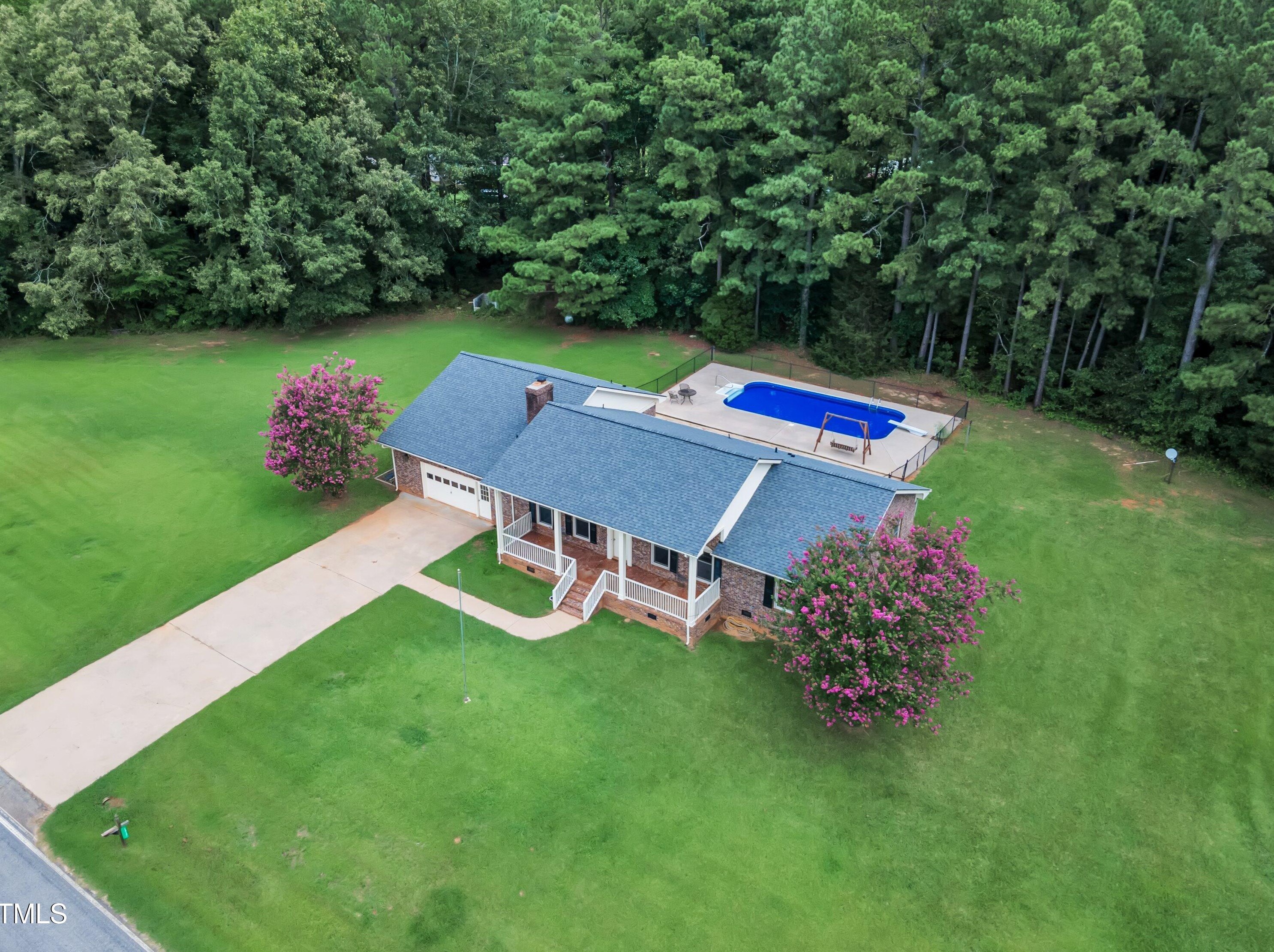 2437 Mt Zion Church Rd, Nashville, NC 27856
