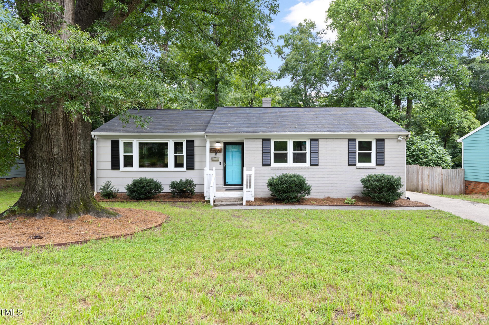 2035 Timber Dr, Raleigh, NC 27604