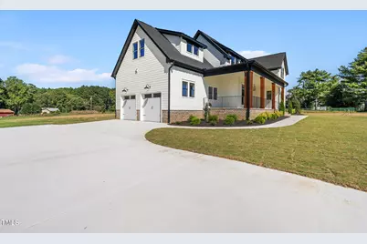 2560 Lassiter Road, Four Oaks, NC 27524 - Photo 4