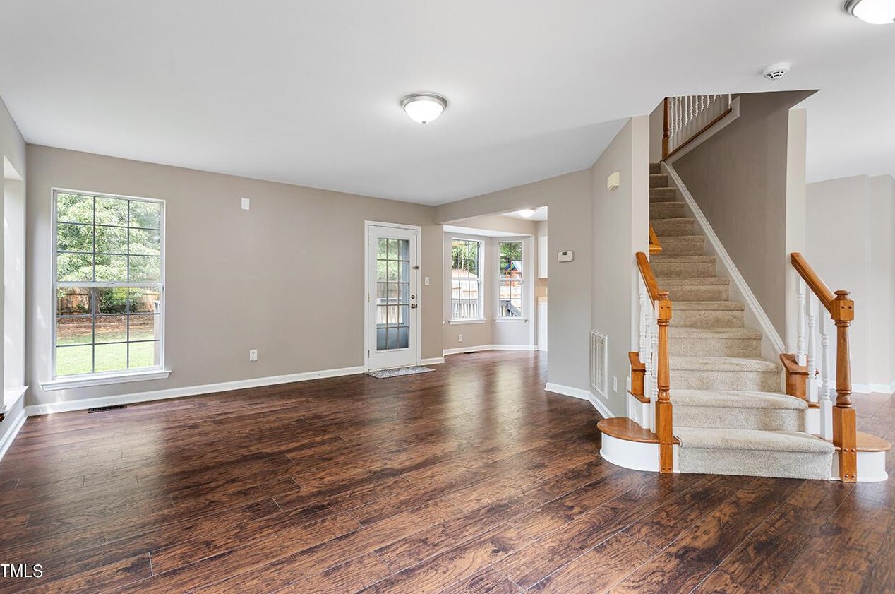 209 Trailview Dr, Cary, NC 27513