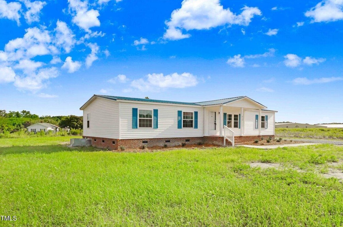 616 Lowell Mill Rd, Selma, NC 27576