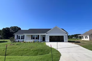 138 Lotus Ave, Smithfield, NC 27577 - Photo 2
